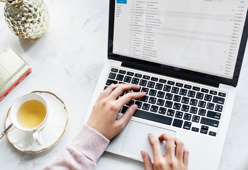 Mẫu email đặt hàng hoặc yêu cầu bổ sung văn phòng phẩm bằng J88DL Trang chính thức J88 hỗ Chí Minh