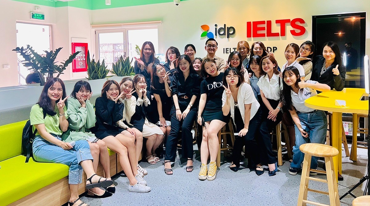 J88DL Trang chính thức J88 hỗ Chí Minh tham quan văn phòng mới IDP tại quận 3