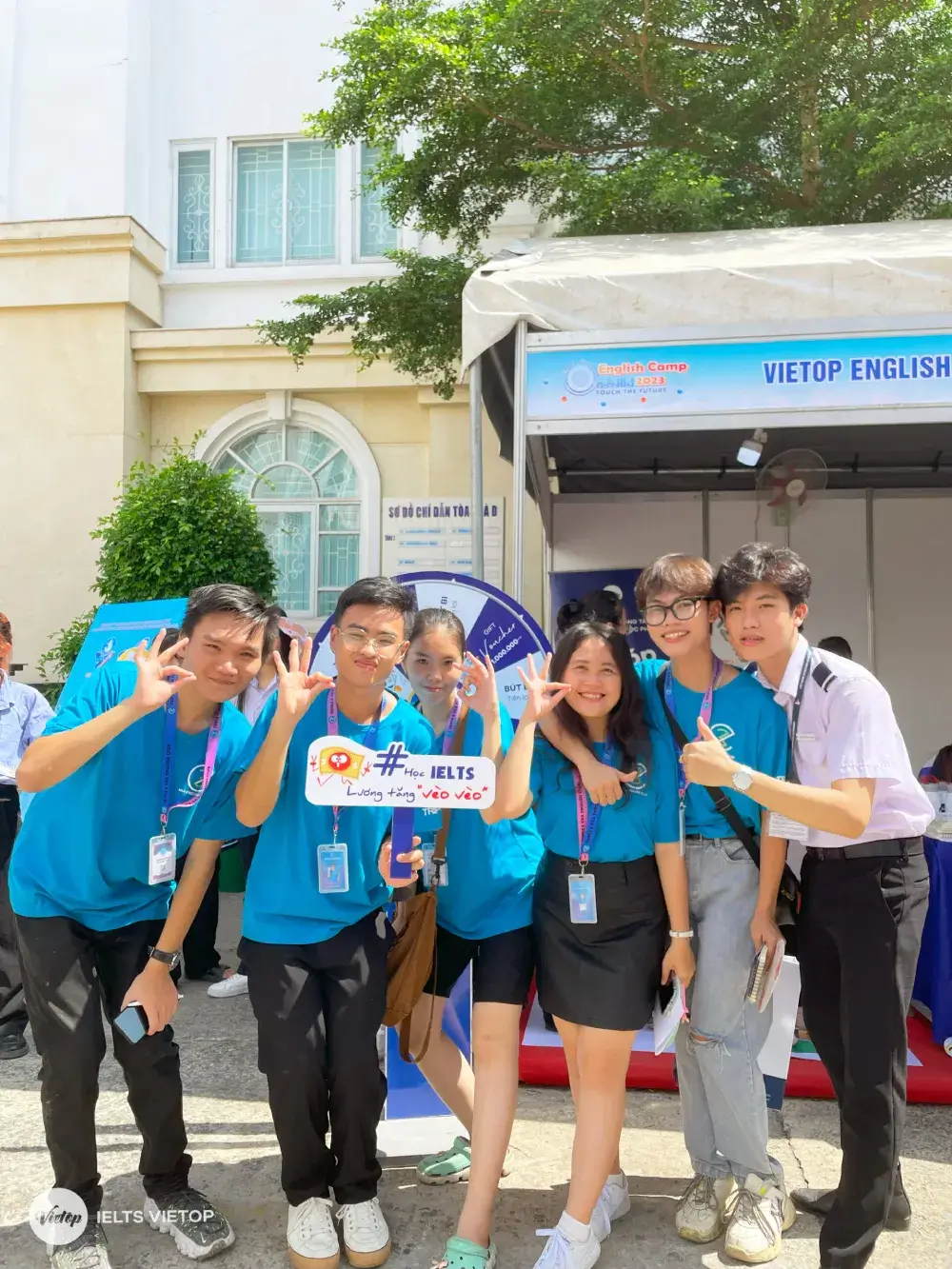 JJ88a1 giải trí trực tuyến đồng hành cùng English Camp