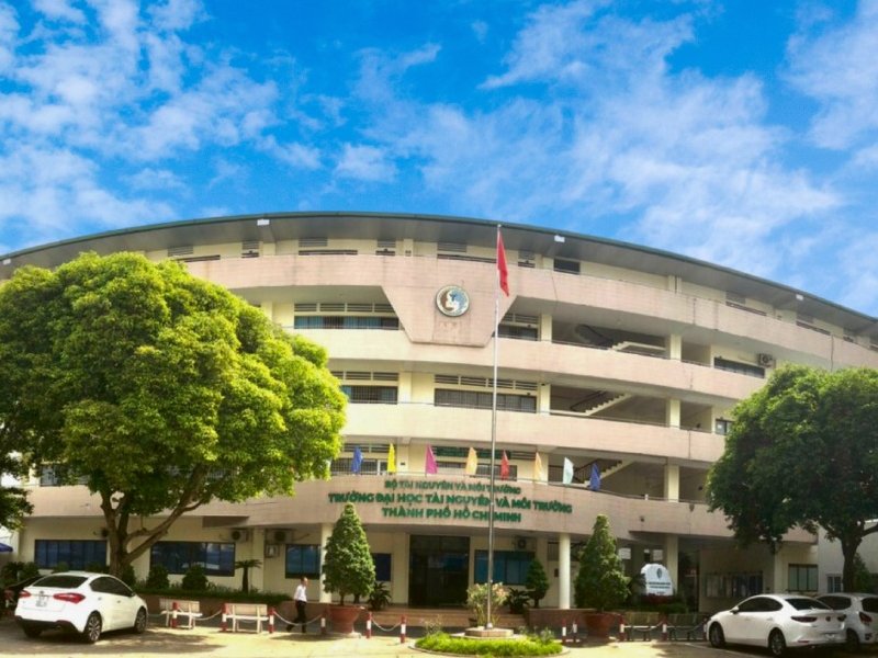 Trường Đại học Tài nguyên và Môi trường TP.HCM Trường Đại học Tài nguyên và Môi trường TP.HCM