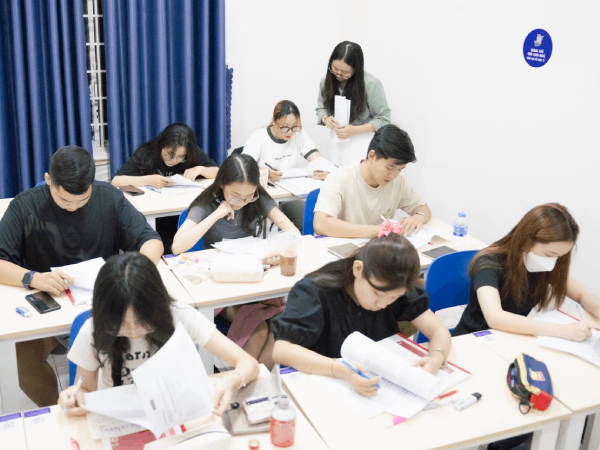 Hình lớp học tại J88a1 Quận 10