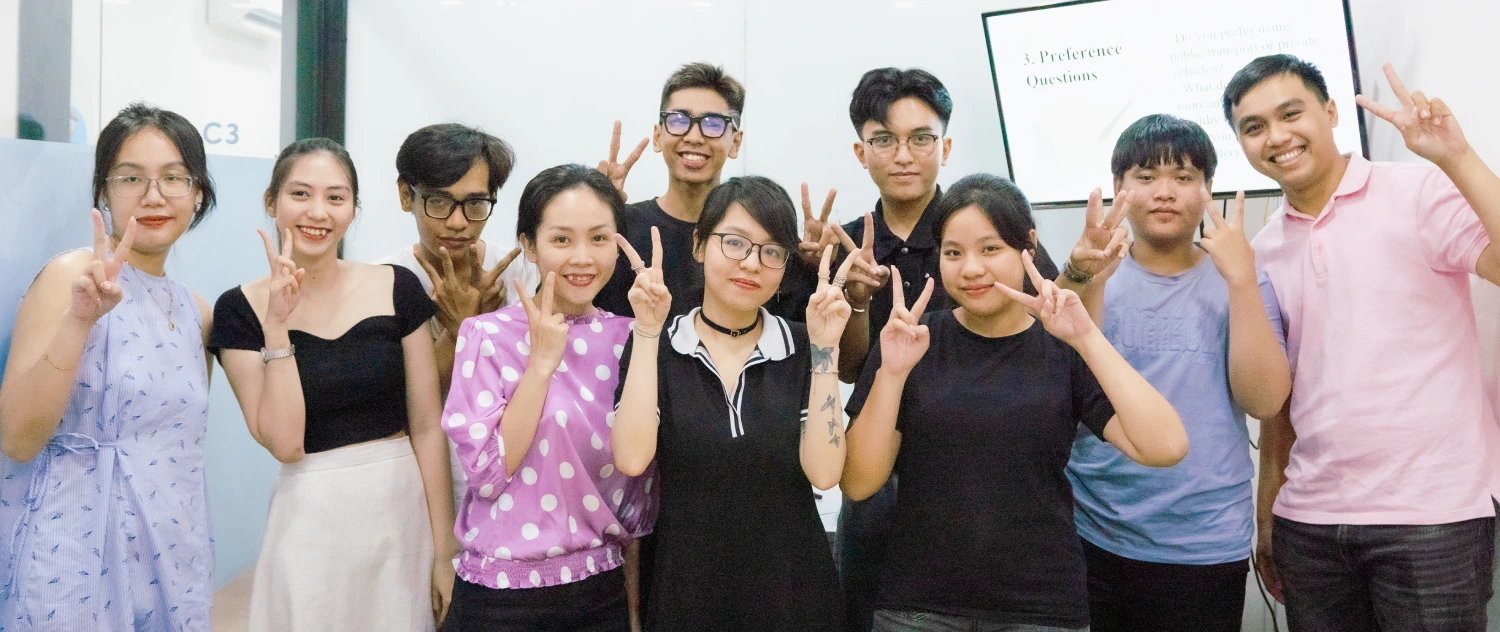 Hình lớp học tại J88a1 Quận 10 Hình lớp học tại J88a1 Quận 10