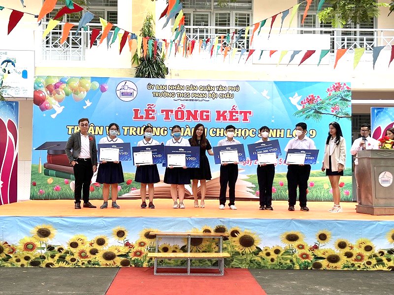 Trường THCS Phan Bội Châu Trường THCS Phan Bội Châu