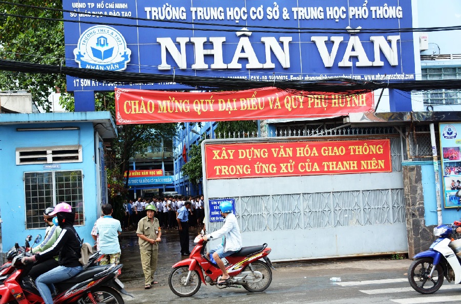 Trường THPT Nhân Văn Trường THPT Nhân Văn