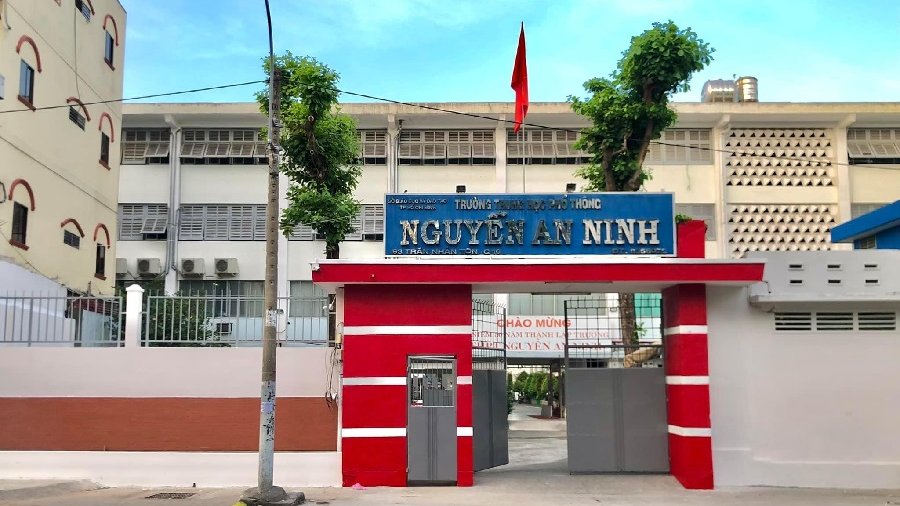 Trường THPT Nguyễn An Ninh Quận 10 Trường THPT Nguyễn An Ninh Quận 10