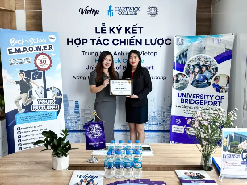 J88DL Trang chính thức J88 hỗ Chí Minh ký kết hợp tác chiến lược cùng Hartwick College và University of Bridgeport