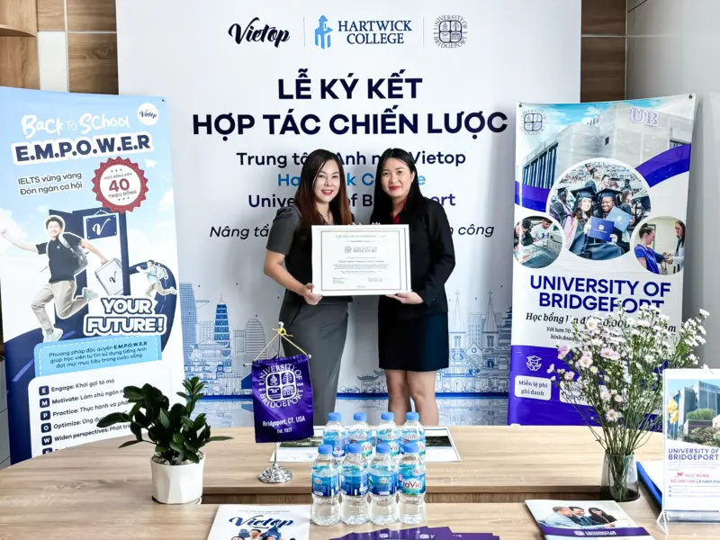 J88DL Trang chính thức J88 hỗ Chí Minh ký kết hợp tác chiến lược cùng Hartwick College và University of Bridgeport