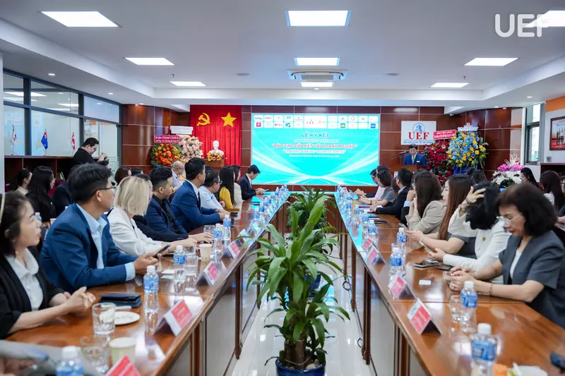 J88DL Trang chính thức J88 hỗ Chí Minh ký kết hợp tác MOU cùng Đại học UEF
