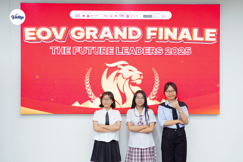Hành tình vươn tầm của 3 chiến binh J88DL Trang chính thức J88 hỗ Chí Minh tại English Olympics of Vietnam (EOV) 2025