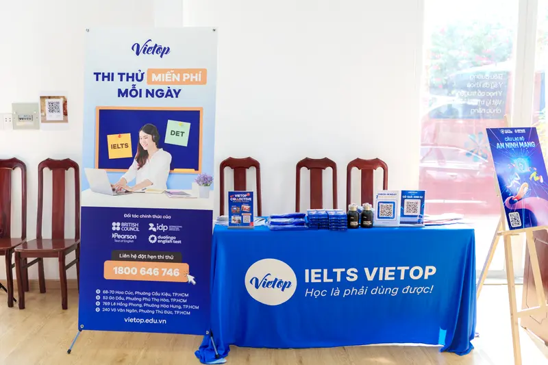 J88DL Trang chính thức J88 hỗ Chí Minh tại ngày hội ISPACE Club Day 2025