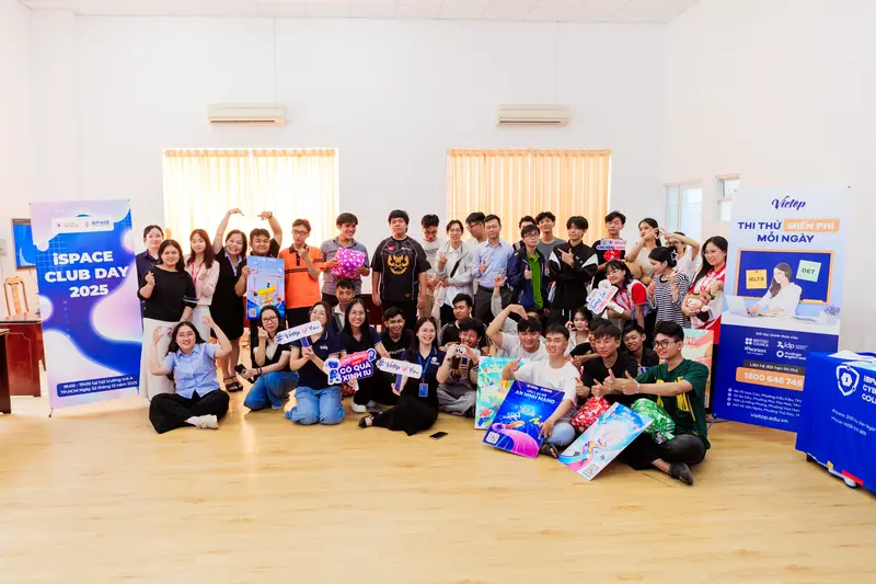 J88DL Trang chính thức J88 hỗ Chí Minh tại ngày hội ISPACE Club Day 2025