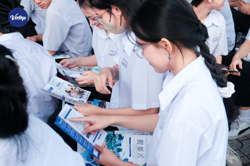 J88DL Trang chính thức J88 hỗ Chí Minh school tour Vũng Tàu