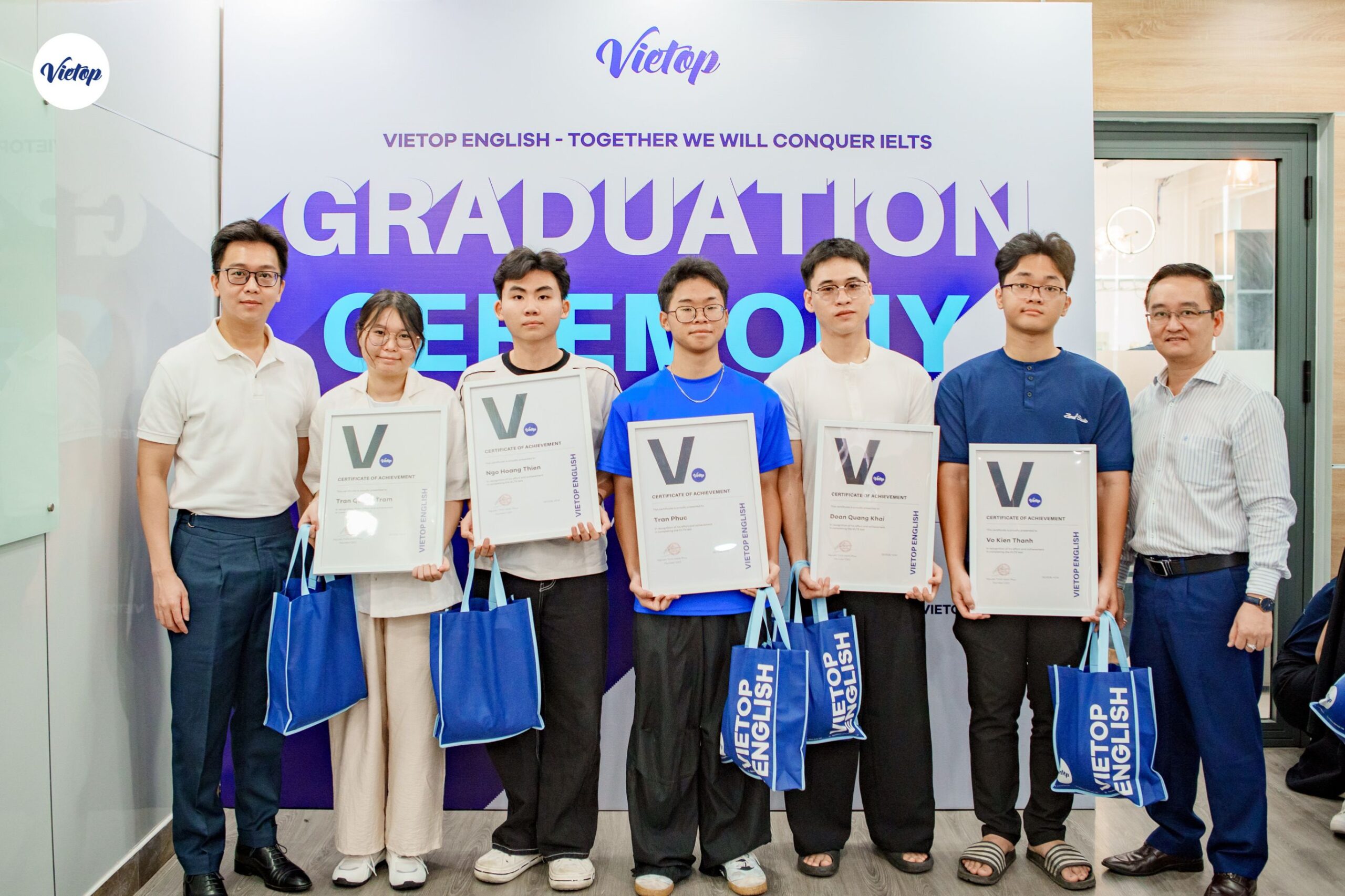 Lễ vinh danh J88dlcasino Ho Chi Minh City đạt điểm IELTS 1