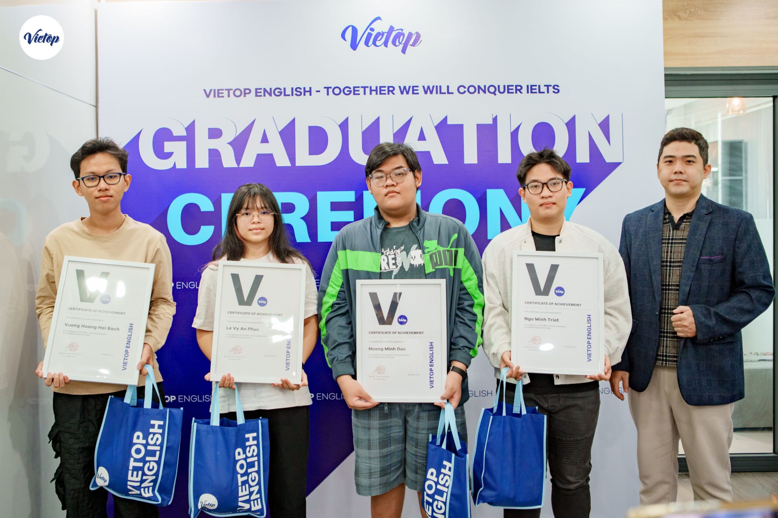 Lễ vinh danh J88dlcasino Ho Chi Minh City đạt điểm IELTS 3